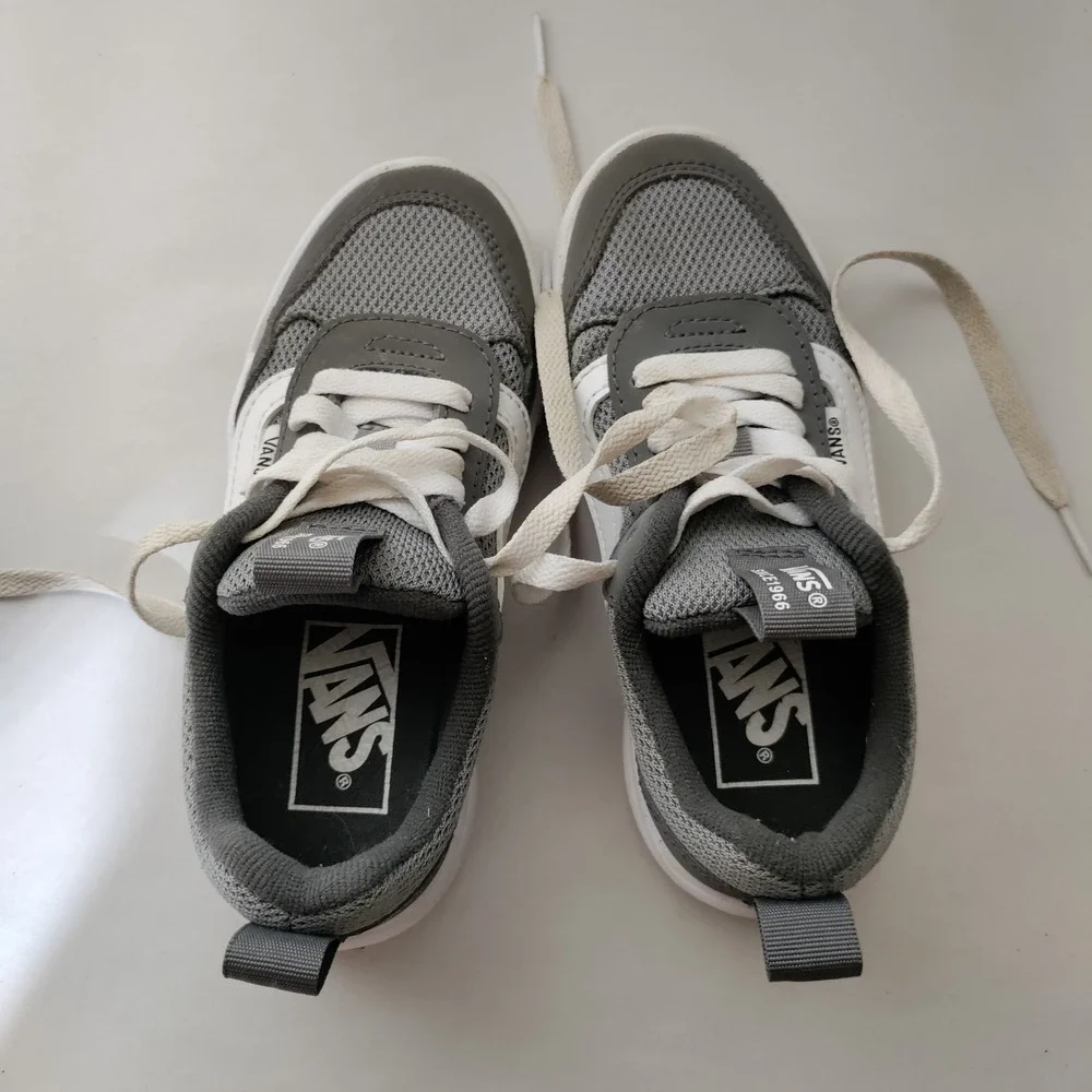 Vans range exp